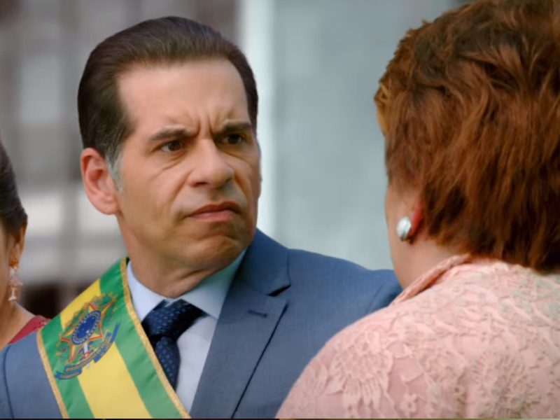 O CANDIDATO HONESTO 2 | Leandro Hassum volta ao papel de João Ernesto em trailer!