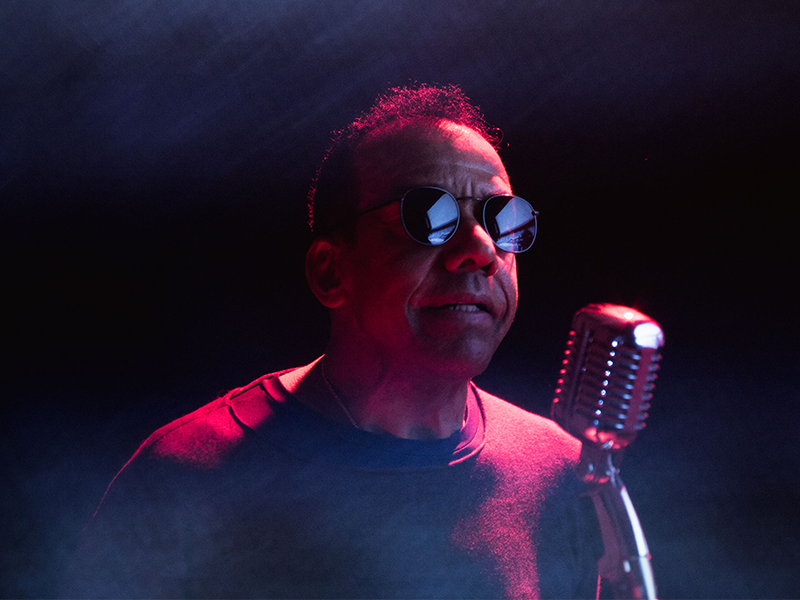 JORGE BEN JOR | Cantor e Clube do Balanço se apresentam no Espaço das Américas!