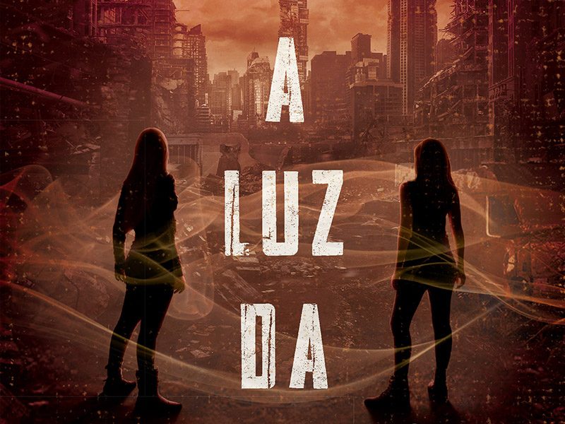 SOB A LUZ DA ESCURIDÃO | Livro de brasileira sobre mundo fantástico faz sucesso!